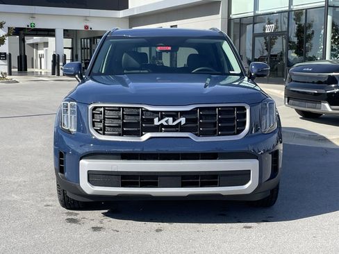 New 2025 Kia Telluride S image 2