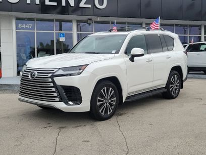 Used 2024 Lexus LX 600 4WD w/ Premium Package