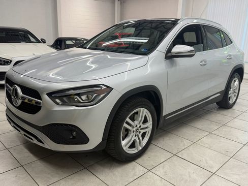 Used 2021 Mercedes-Benz GLA 250 w/ Premium Package image 3