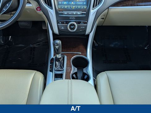 Used 2019 Acura TLX FWD image 19