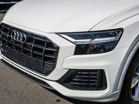 Used 2019 Audi Q8 Premium w/ Convenience Package AWD/4WD image 9