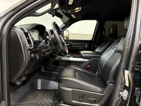 Used 2024 RAM 3500 Big Horn w/ Night Edition image 13