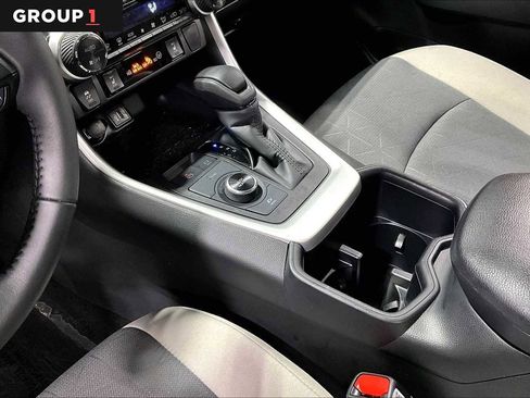 Used 2025 Toyota RAV4 XLE w/ Convenience Package image 17