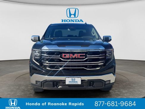 Used 2025 GMC Sierra 1500 SLT AWD/4WD image 8