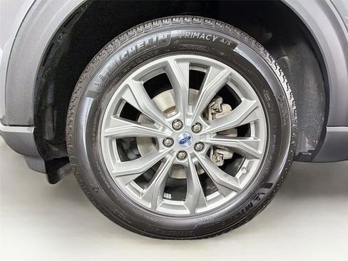 Used 2023 Ford Explorer XLT w/ Equipment Group 202A AWD/4WD image 35