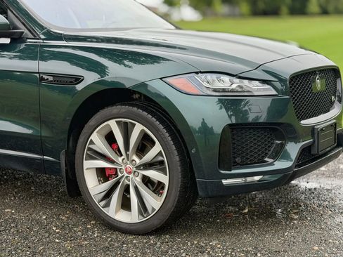 Used 2017 Jaguar F-PACE S AWD/4WD image 17