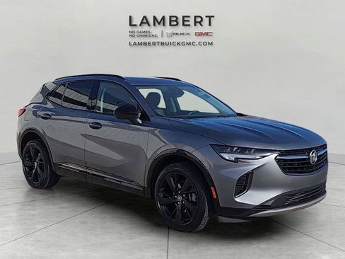 Used 2022 Buick Envision Essence w/ Sport Touring Package image 4