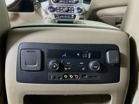 Used 2015 GMC Yukon SLT w/ Open Road Package image 33