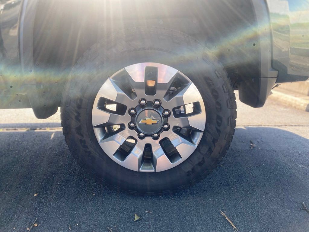 Used 2026 Chevrolet Silverado 2500 LT w/ All Star Edition AWD/4WD image 30