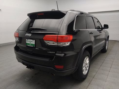 Used 2019 Jeep Grand Cherokee Laredo AWD/4WD image 9