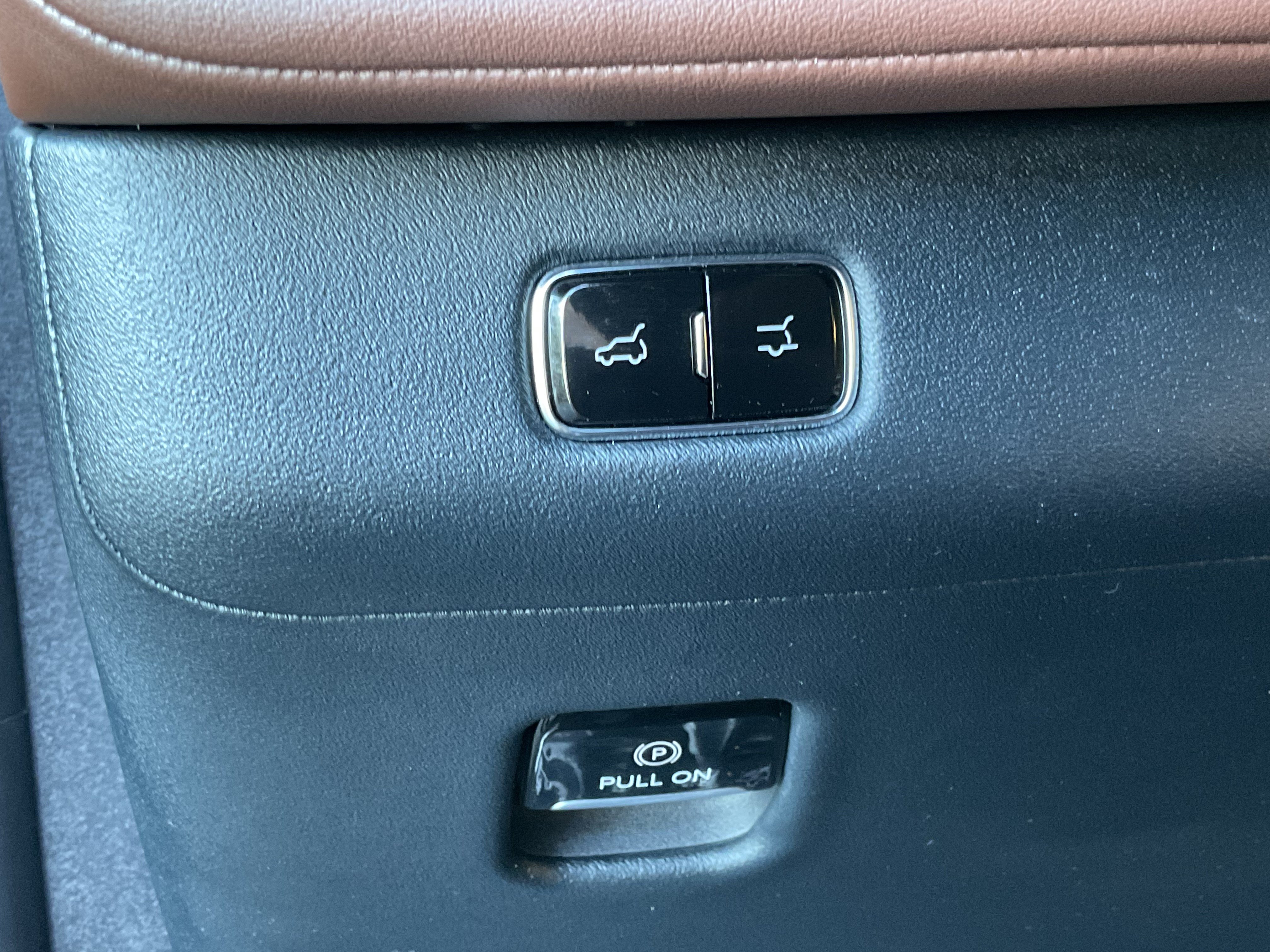 Used 2025 Lincoln Navigator Reserve AWD/4WD image 26