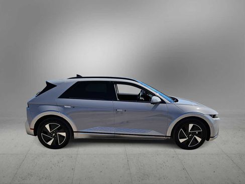 Certified 2025 Hyundai Ioniq 5 Limited image 9
