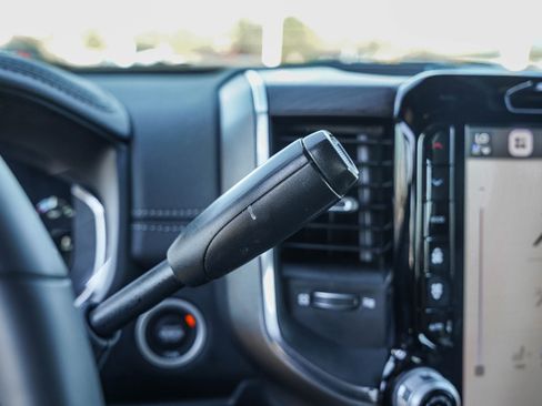 Used 2025 RAM 2500 Laramie image 22