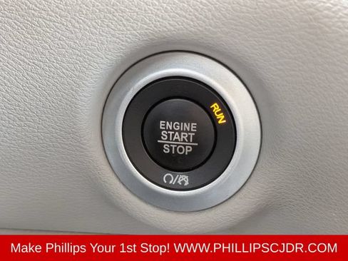 Certified 2018 Chrysler Pacifica Touring-L Plus w/ Advanced Safetytec Group FWD image 31