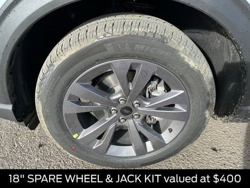 New 2026 Ford Explorer Active w/ Active Comfort Package image 10