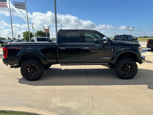 Used 2020 Ford F250 Platinum w/ FX4 Off-Road Package AWD/4WD image 7