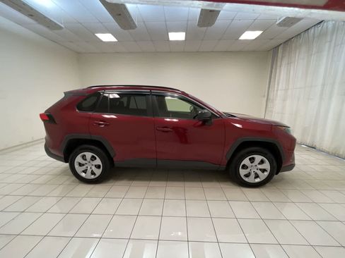 Used 2020 Toyota RAV4 LE w/ All Weather Liner Package AWD/4WD image 23