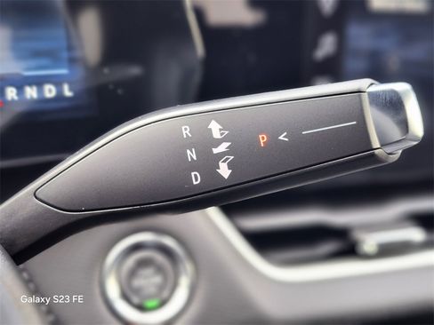 New 2026 Chevrolet Equinox LT w/ Convenience Package II image 23