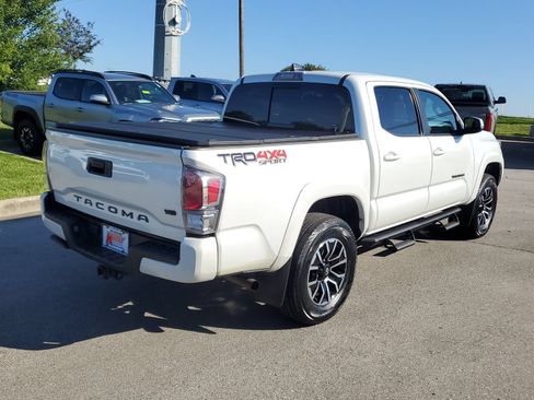Certified 2023 Toyota Tacoma TRD Sport AWD/4WD image 4