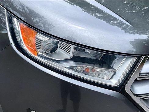 Used 2018 Ford Edge SEL w/ Equipment Group 201A FWD image 32