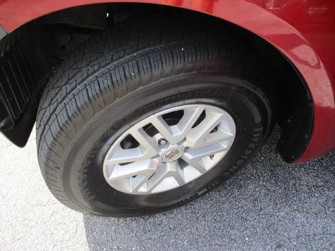 Used 2016 Nissan Frontier SV RWD image 27