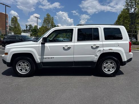 Used 2013 Jeep Patriot Sport w/ PWR Value Group FWD image 4