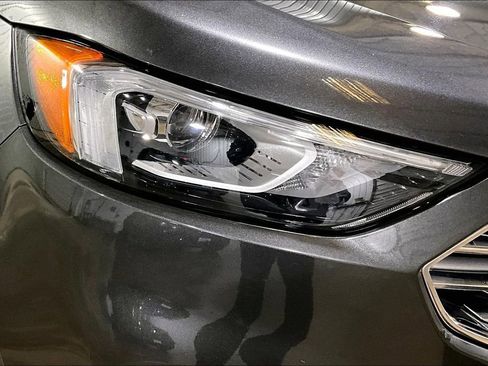 Used 2019 Ford Edge SEL w/ Equipment Group 201A image 4
