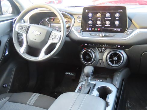 Used 2023 Chevrolet Blazer LT w/ Convenience Package image 14