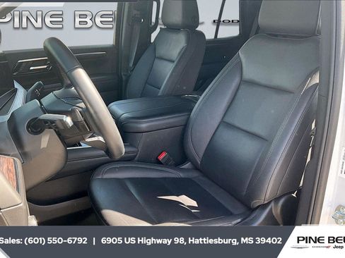 Used 2025 Chevrolet Tahoe Z71 image 18