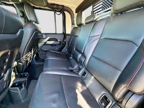 Used 2020 Jeep Gladiator Rubicon image 20