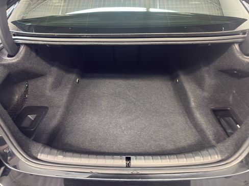 Used 2019 BMW 540i w/ M Sport Package image 32