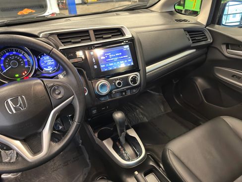 Used 2017 Honda Fit EX-L image 15