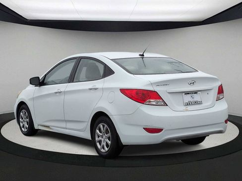 Used 2013 Hyundai Accent GLS image 6