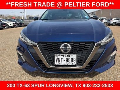 Used 2021 Nissan Altima 2.5 SR w/ SR Premium Package