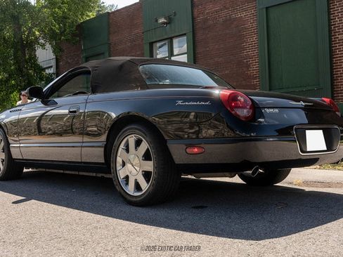 Used 2003 Ford Thunderbird RWD image 22