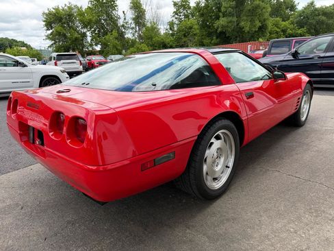 Used 1994 Chevrolet Corvette Coupe RWD image 4