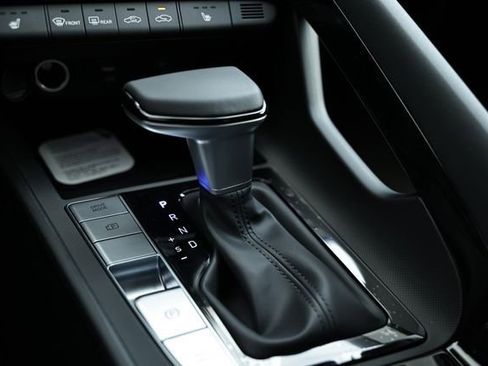 New 2026 Hyundai Elantra Limited FWD image 14