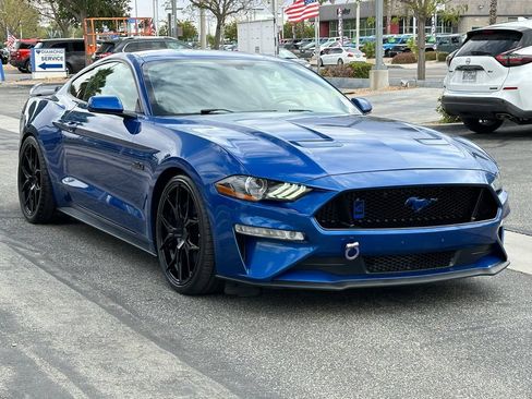 Used 2018 Ford Mustang GT RWD image 10