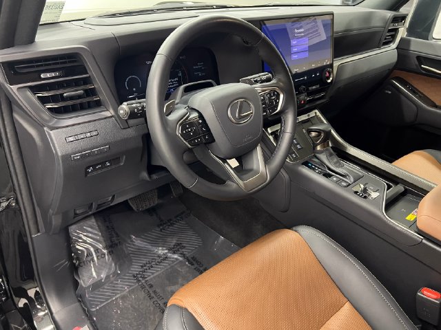 Certified 2025 Lexus GX 550 w/ Accessory Package (Z1) AWD/4WD image 16