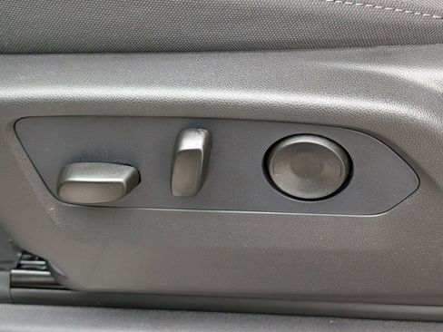 New 2026 Chevrolet Silverado 1500 RST w/ Dark Appearance Package image 18