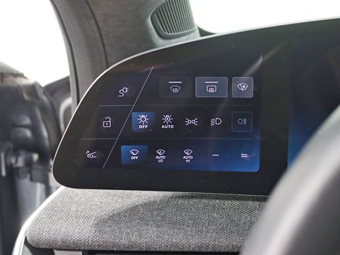 Used 2023 Lucid Air Pure AWD/4WD image 17