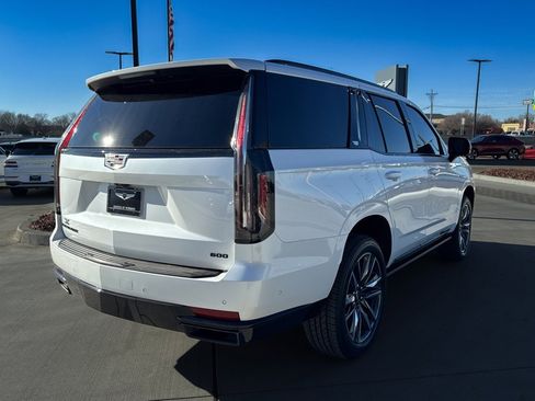 Used 2022 Cadillac Escalade Sport Platinum image 26