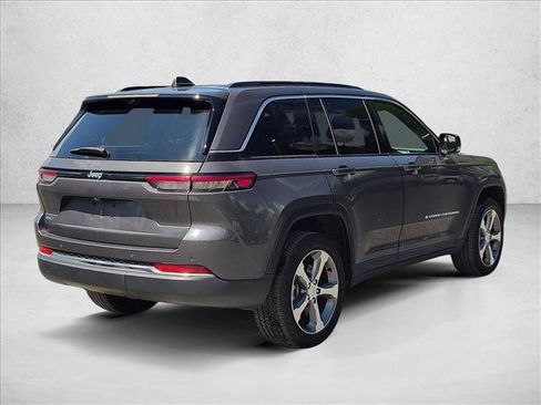 Used 2024 Jeep Grand Cherokee Limited 4xe w/ Luxury Tech Group II AWD/4WD image 5