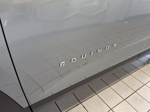 Used 2026 Chevrolet Equinox LT w/ Convenience Package II FWD image 6
