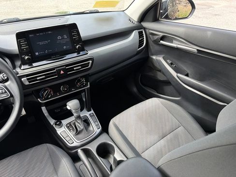 Certified 2023 Kia Seltos LX AWD/4WD image 24