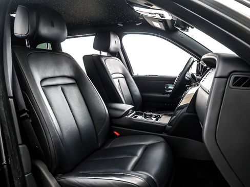 Used 2024 Rolls-Royce Cullinan image 7