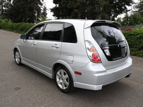 Used 2006 Suzuki Aerio SX FWD image 4