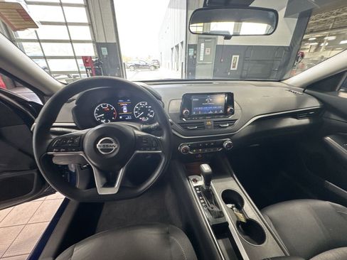 Certified 2022 Nissan Altima 2.5 S FWD image 29