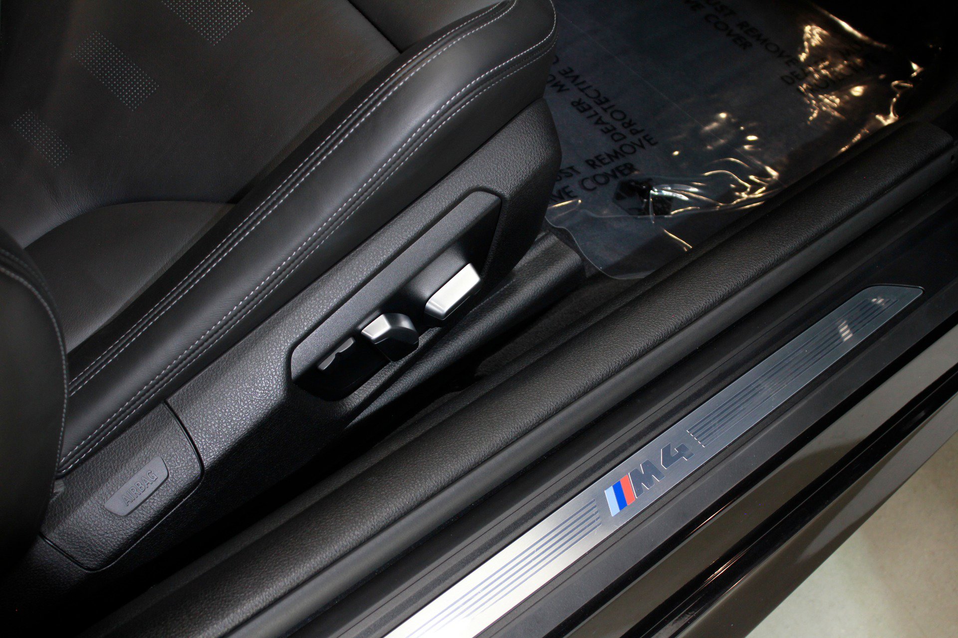 Used 2018 BMW M4 Coupe w/ Competition Package RWD image 49