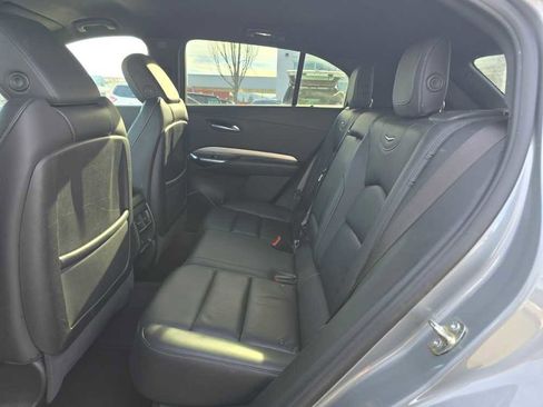 Used 2023 Cadillac XT4 Premium Luxury image 16